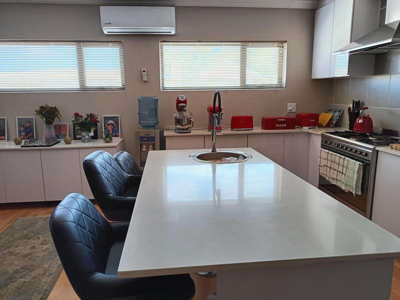 4 Bedroom Property for Sale in Darling Western Cape